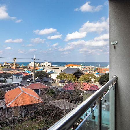 Ramada By Wyndham Jeju Hamdeok Hotel Eksteriør billede