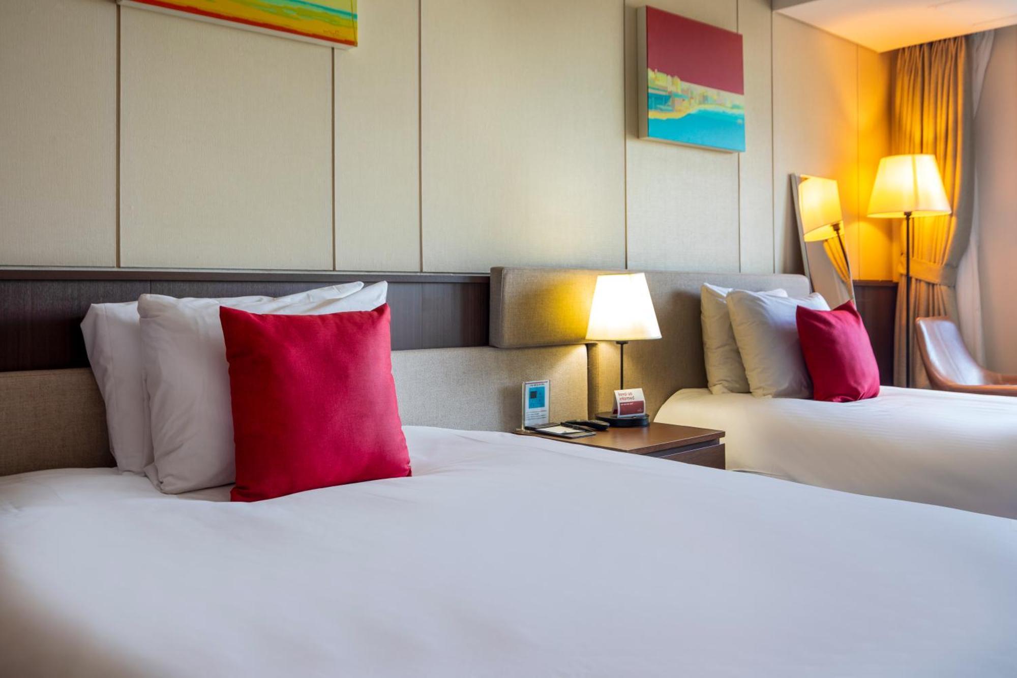 Ramada By Wyndham Jeju Hamdeok Hotel Eksteriør billede
